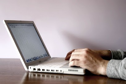 Eric Mauries - M'2ICIE, Concepteur de Sites Web à Cabanès