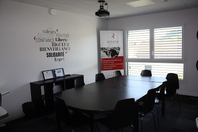 Révélateur - Agence web à Besançon, Concepteur de Sites Web à Baume-les-Dames