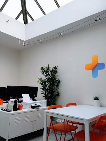 Agence Positive.paris - Innovation & Culture, Concepteur de Sites Web à Paris 11