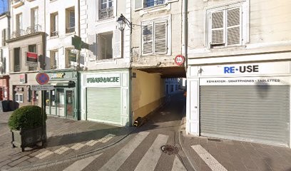 Philippe Nemassoa, Concepteur de Sites Web à Saint-Germain-en-Laye