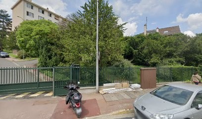 Léo Molinet - créateur de sites internet, Concepteur de Sites Web à Châtenay-Malabry