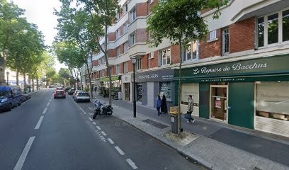 While, Concepteur de Sites Web à Boulogne-Billancourt