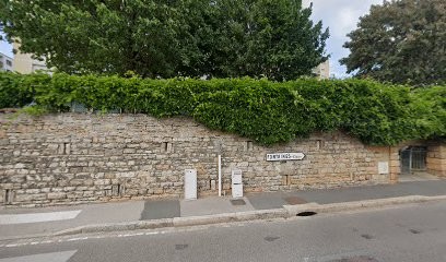 Phil The Web, Concepteur de Sites Web à Fontaines-sur-Saône