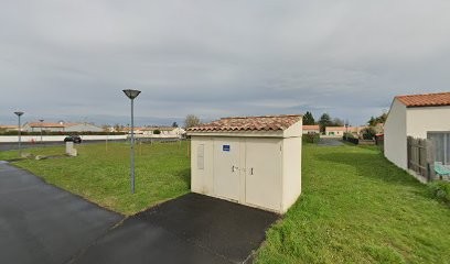 Cod4Y, Concepteur de Sites Web aux Gonds