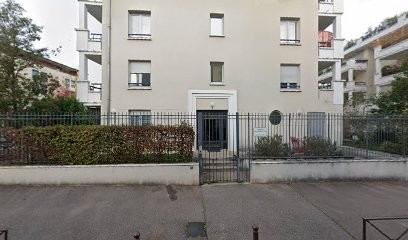 Pandamaxmaker, Concepteur de Sites Web à Mantes-la-Jolie