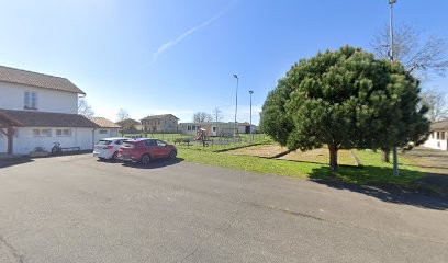 MADAME ELODIE COURADE, Concepteur de Sites Web à Onard