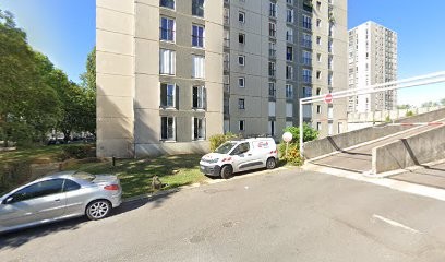 Firstinfo, Concepteur de Sites Web à Antony