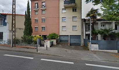 Avril à Paris, Concepteur de Sites Web à Toulouse