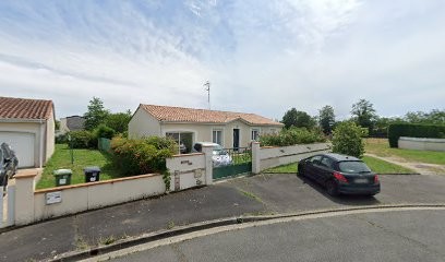 Authentique Webmarketing - Jenna Courtois, Concepteur de Sites Web à Ambarès-et-Lagrave