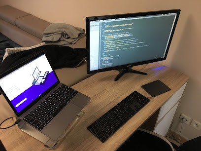 Community Technologie, Concepteur de Sites Web à Vineuil