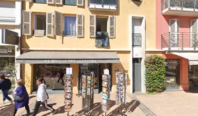 RACV, Concepteur de Sites Web à Fréjus