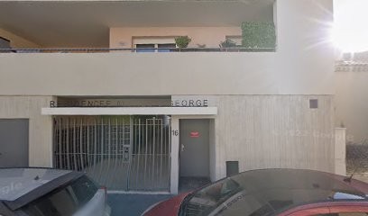 Oumeima Lerouge, Concepteur de Sites Web à Toulon