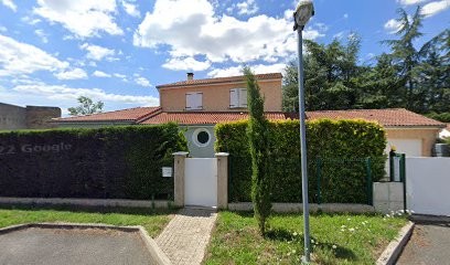 Emma Fernandez, Concepteur de Sites Web à La Talaudière