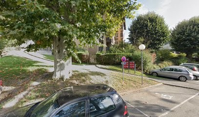 Comedia, Concepteur de Sites Web à Passy