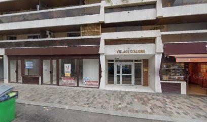 Cariel Laura, Concepteur de Sites Web à Paris 12